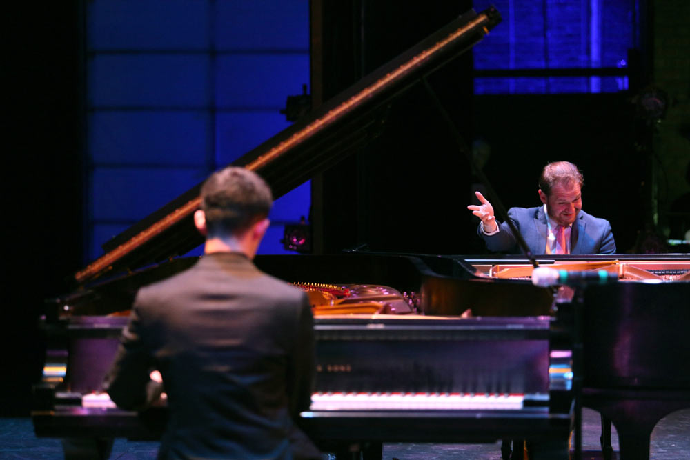 Jeremy Siskind & Justin Kauflin playing piano on stage