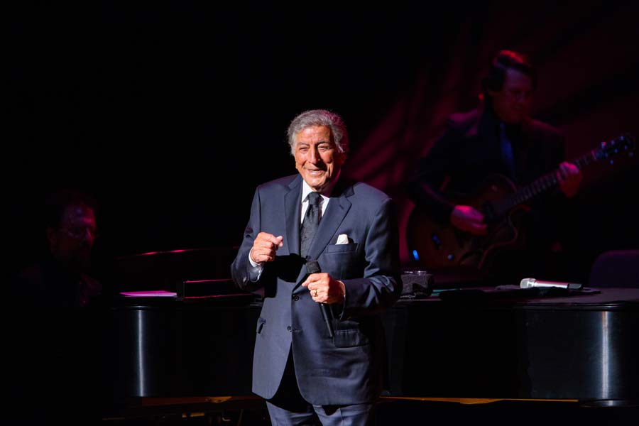Tony Bennett smiling at his audience