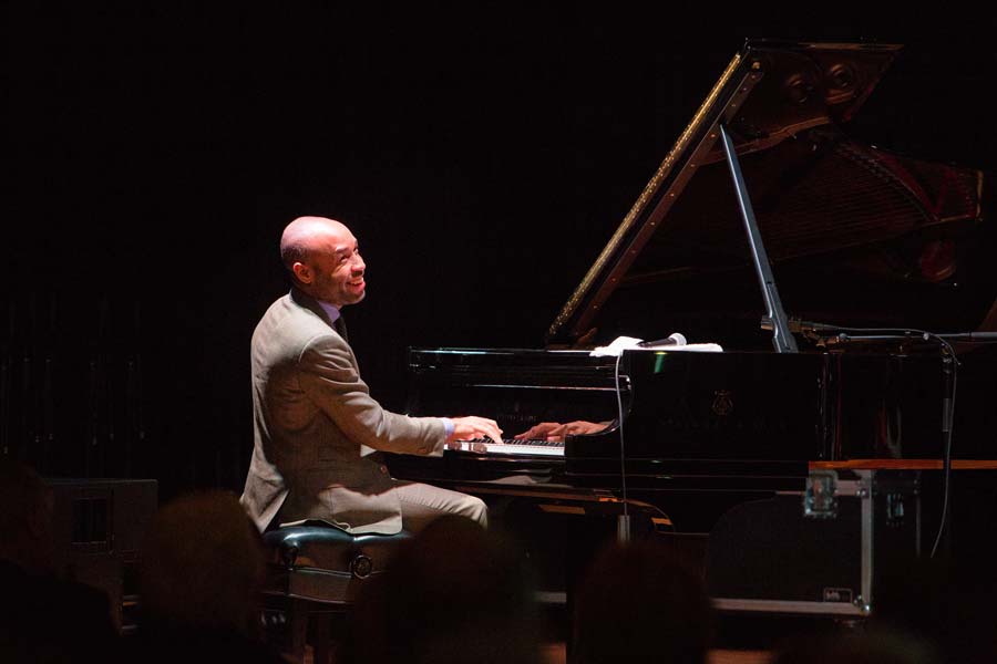 Aaron Diehl Trio playing on the piano
