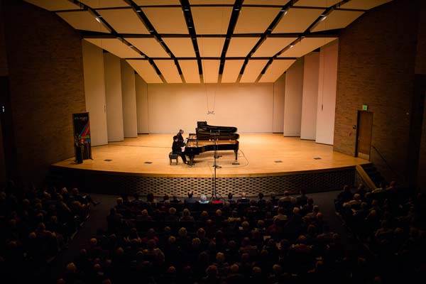 wide shot of Kirill Gerstein and Katherine Chi at the Dalton Center.