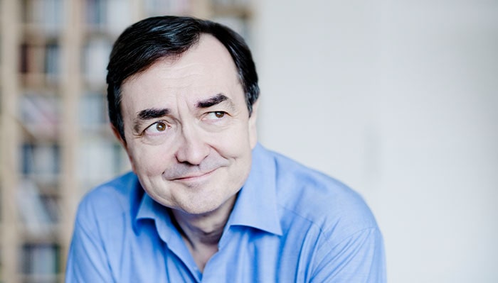 portrait of pierre-laurent aimard