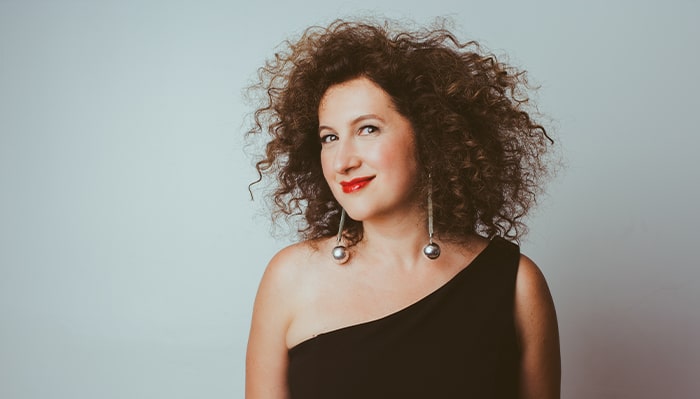 portrait of svetlana of svetlana & the delancey five