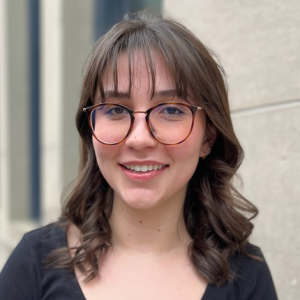 Izzy Pratt, Festival Assistant, Transportation Coordinator